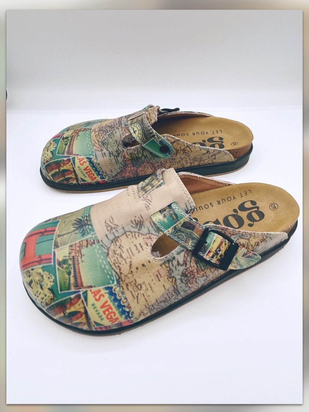 Goby Postcard Print Comfort Clogs Slides